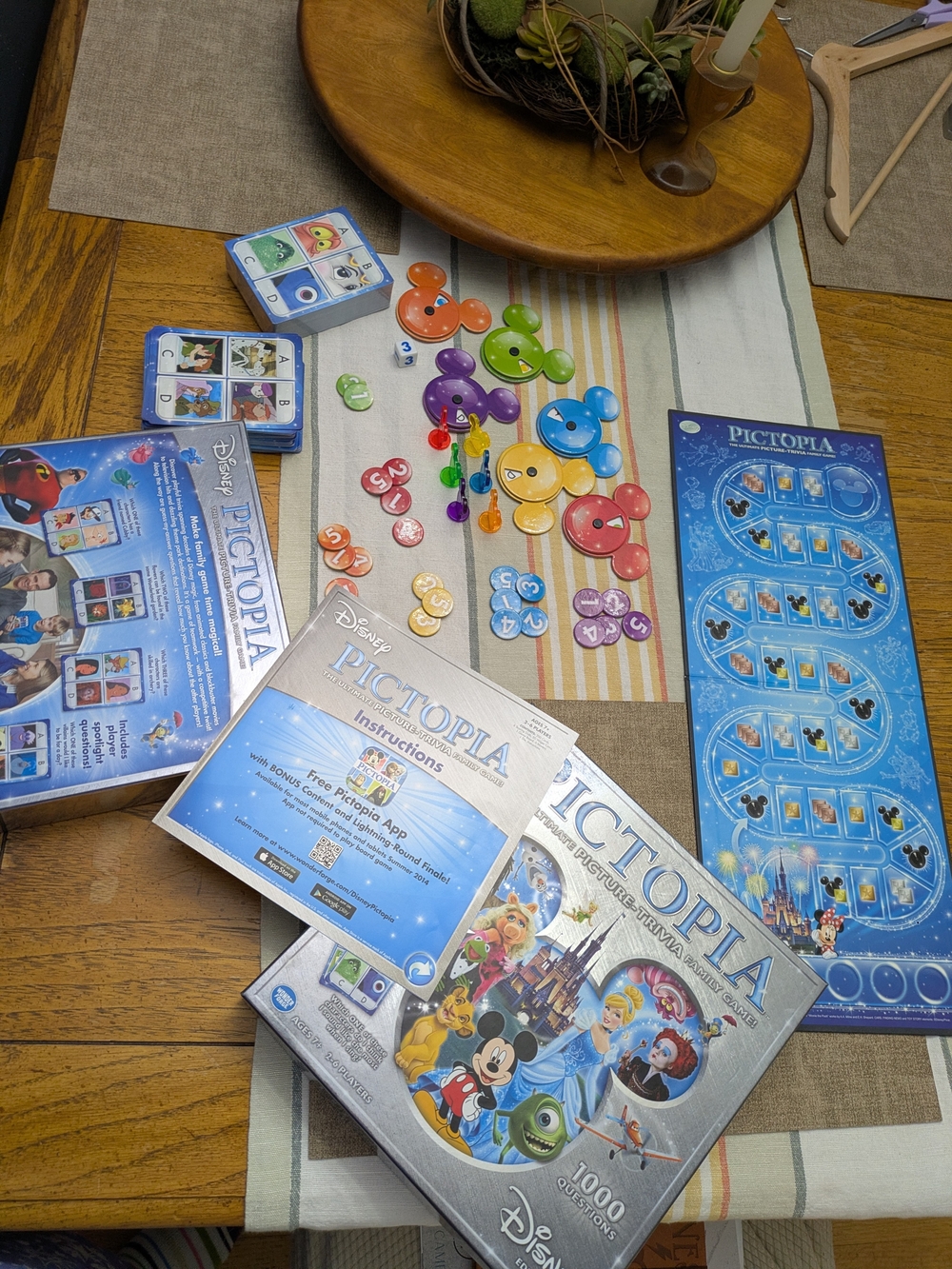 Disney Pictopia Party Trivia Game with Colorful Character Tokens